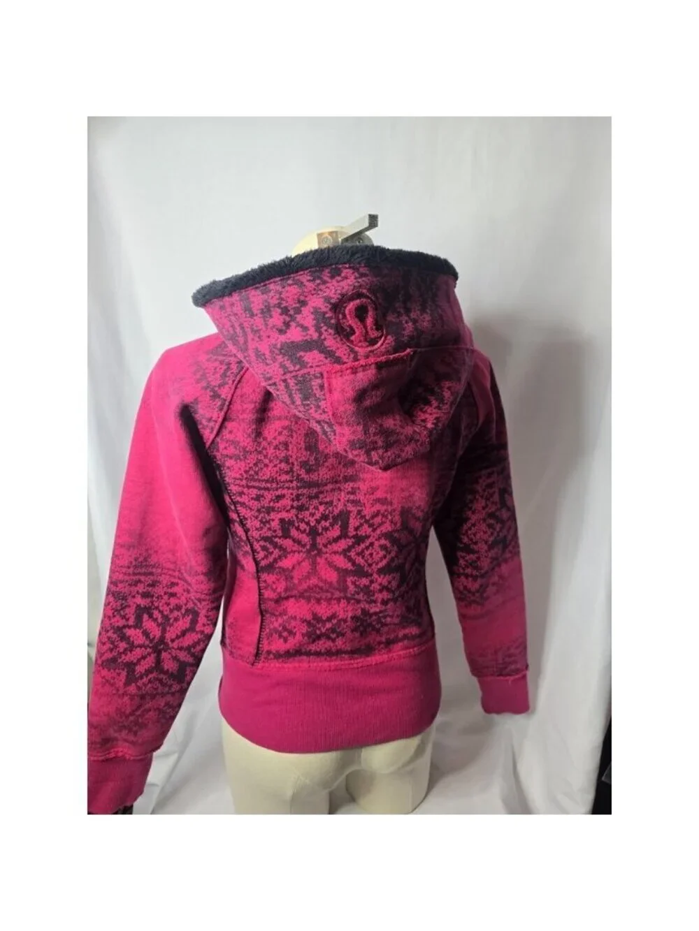 Lululemon Scuba Jacket Special Edition Pink Snowflake Fluffy Hood Full Zip Sz 4